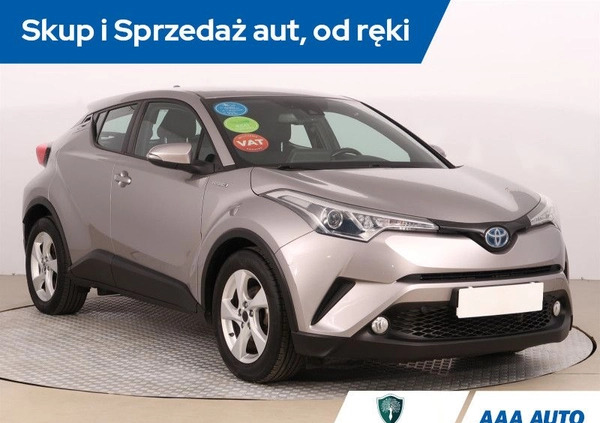 Toyota C-HR cena 86000 przebieg: 75608, rok produkcji 2019 z Sochaczew małe 301